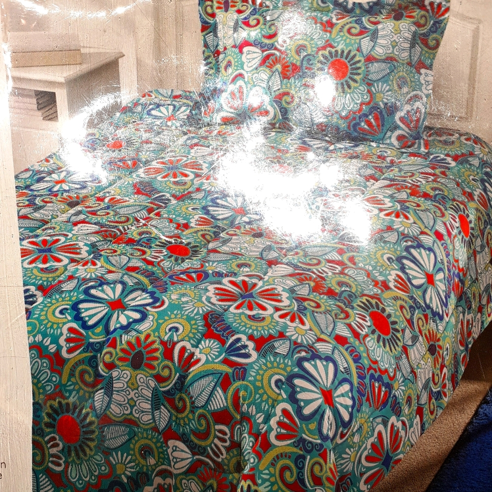New twin comforter